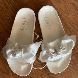 Fenty slides